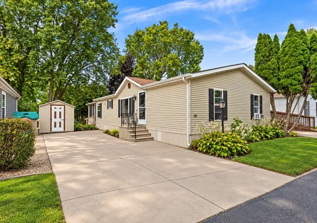 Manufactured home for sale at 141 Kathryn Ln, Sandwich, IL 60548 | MLS# 12760309