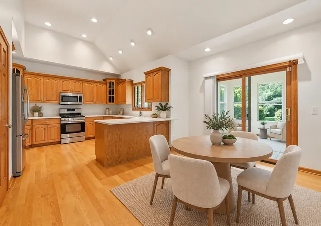 Photo 3 of Single family home for sale at 6612 Western Ave, Willowbrook, IL 60527 | MLS# 12760321 | Listing updated on 2026-09-15