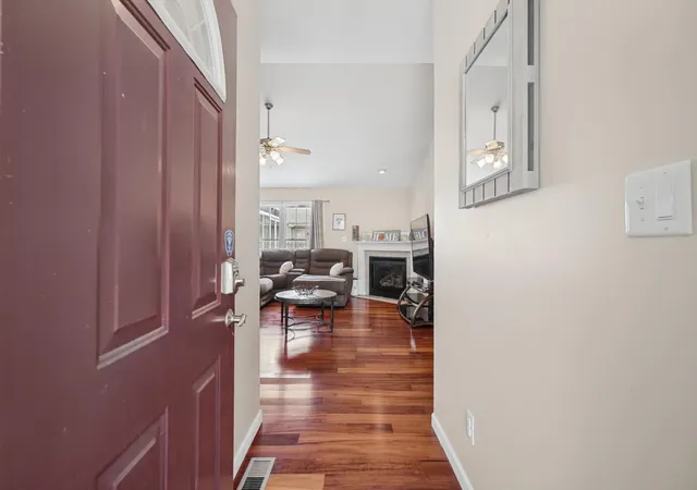 Photo 4 of Single family home for sale at 2702 Landis Farm Rd, Urbana, IL 61802 | MLS# 12760323 | Listing updated on 2026-09-22