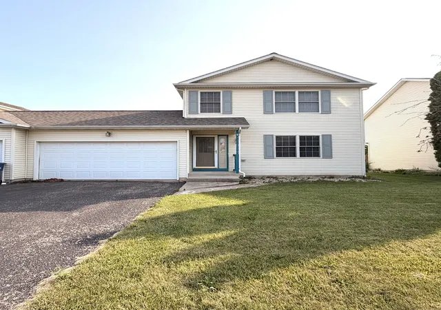 Photo 1 of Sale Pending at 1536 Moluf St, De Kalb, IL 60115 | MLS# 12760345 | Listing updated on 2026-09-21