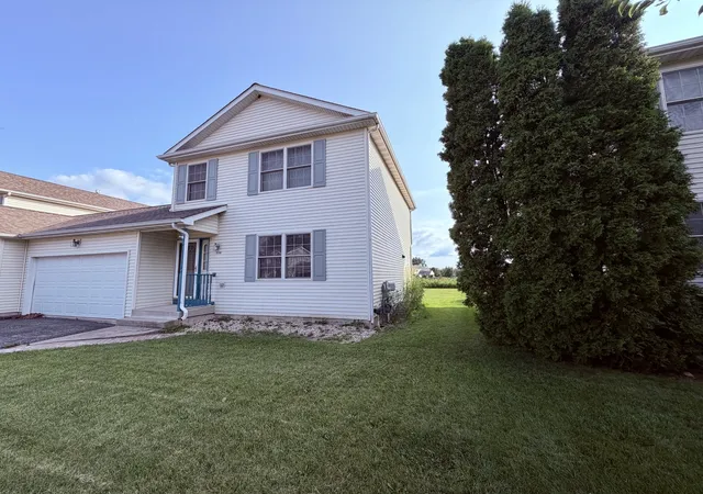 Photo 2 of Sale Pending at 1536 Moluf St, De Kalb, IL 60115 | MLS# 12760345 | Listing updated on 2026-09-21
