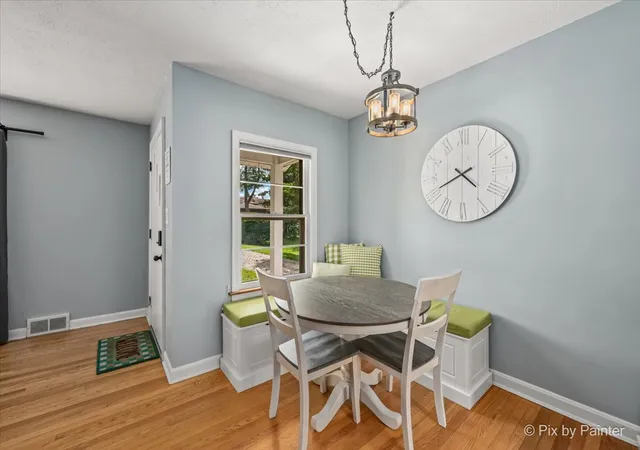 Photo 4 of Single family home for sale at 812 Hitchcock Ave, Lisle, IL 60532 | MLS# 12760349 | Listing updated on 2026-09-21