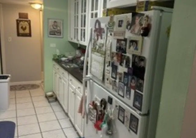 Listing Photo 5 - Condo for sale in building located at 940 Beau Dr, Des Plaines, IL 60016 - Unit #209