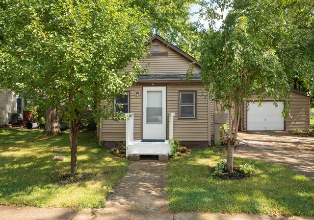 Photo 1 of Sale Pending at 109 S 9th Street, Rochelle, IL 61068 | MLS# 12760387 | Listing updated on 2026-09-23
