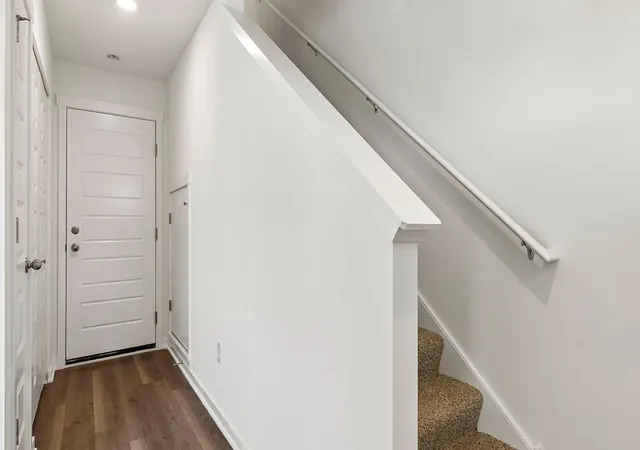 Photo 4 of Townhouse for sale at 2726 Arrowhead Dr, Pingree Grove, IL 60140 | MLS# 12760399 | Listing updated on 2026-10-01
