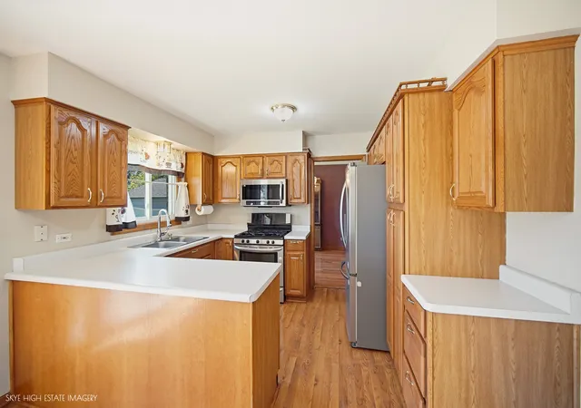 Photo 4 of Single family home for sale at 16803 92nd Avenue, Orland Hills, IL 60487 | MLS# 12760422 | Listing updated on 2026-09-21