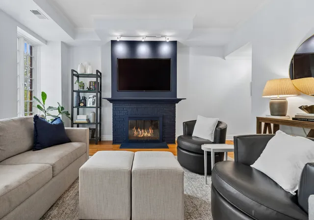 Photo 3 of Condo for sale at 317 W Webster Ave #1, Chicago, IL 60614 | MLS# 12760423 | Listing updated on 2026-09-24