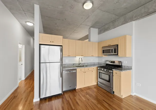 Photo 4 of Condo for sale at 1620 S Michigan Ave #710, Chicago, IL 60616 | MLS# 12760453 | Listing updated on 2026-09-23