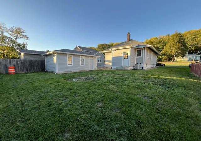 Photo 17 of Single family home for sale at 693 E Bluff St, Marseilles, IL 61341 | MLS# 12760467 | Listing updated on 2026-10-05