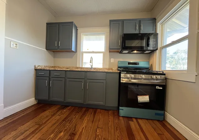 Photo 3 of Single family home for sale at 693 E Bluff St, Marseilles, IL 61341 | MLS# 12760467 | Listing updated on 2026-10-07