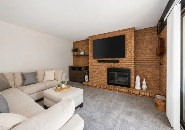 Photo 3 of Condo for sale at 1607 Maple Ter #2C, Lisle, IL 60532 | MLS# 12760470 | Listing updated on 2026-09-21
