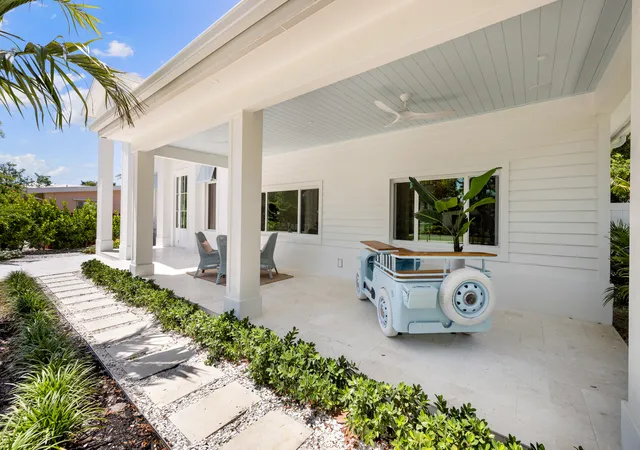 Photo 2 of Single family home for sale at 757 Broad Ct S, Naples, FL 34102 | MLS# 12760495 | Listing updated on 2026-09-21