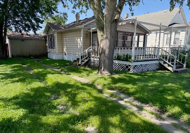 Photo 1 of Single family home for sale at 492 Freeland Ave, Calumet City, IL 60409 | MLS# 12760511 | Listing updated on 2026-09-21