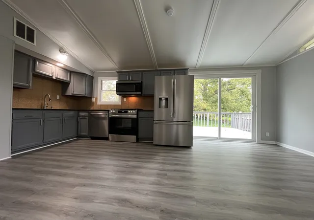 Photo 3 of Single family home for sale at 150 Wilson Pl, Oswego, IL 60543 | MLS# 12760527 | Listing updated on 2026-10-05
