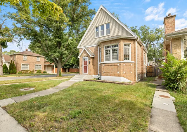 Photo 2 of Single family home for sale at 2001 S 19th Avenue, Broadview, IL 60155 | MLS# 12760529 | Listing updated on 2026-09-29