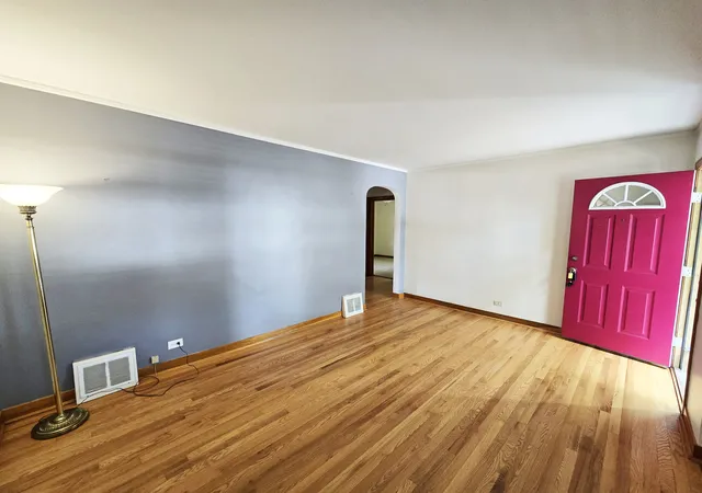 Photo 4 of Single family home for sale at 10342 S Christiana Ave, Chicago, IL 60655 | MLS# 12760532 | Listing updated on 2026-09-22