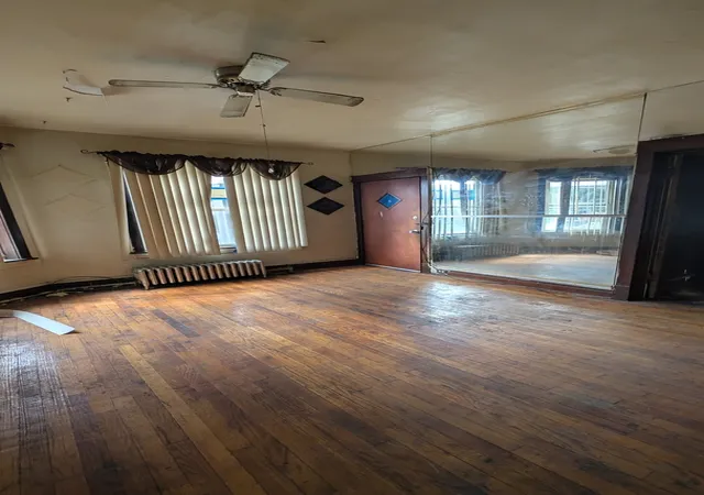 Photo 3 of Multi family home for sale at 821 N Mozart St, Chicago, IL 60622 | MLS# 12760549 | Listing updated on 2026-09-21