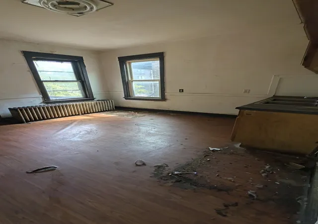 Listing Photo 5 - Condo for sale in building located at 821 N Mozart St, Chicago, IL 60622