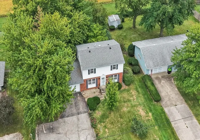Photo 4 of Single family home for sale at 307 S 7th Street, Chatsworth, IL 60921 | MLS# 12760559 | Listing updated on 2026-09-20