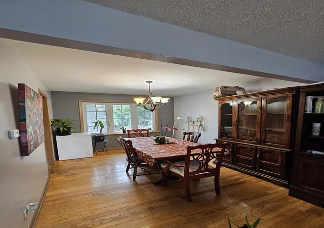 Photo 4 of Single family home for sale at 12543 S Menard Ave, Palos Heights, IL 60463 | MLS# 12760561 | Listing updated on 2026-09-29