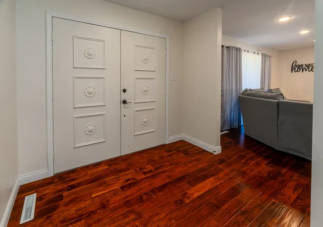 Photo 3 of Single family home for sale at 108 Oaklawn Cir, Energy, IL 62933 | MLS# 12760564 | Listing updated on 2026-10-07