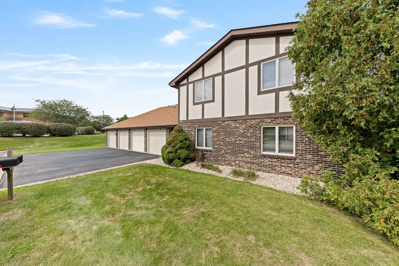 Listing Photo 1 - Condo for sale in 523 Waverly Ct located at 523 Waverly Ct, New Lenox, IL 60451 - Unit 523 Waverly Ct