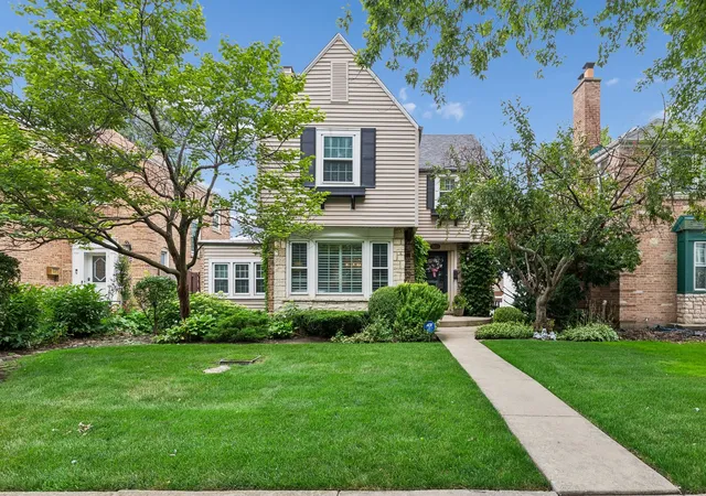 Single family home for sale at 7822 W Thorndale Ave, Chicago, IL 60631 | MLS# 12760570