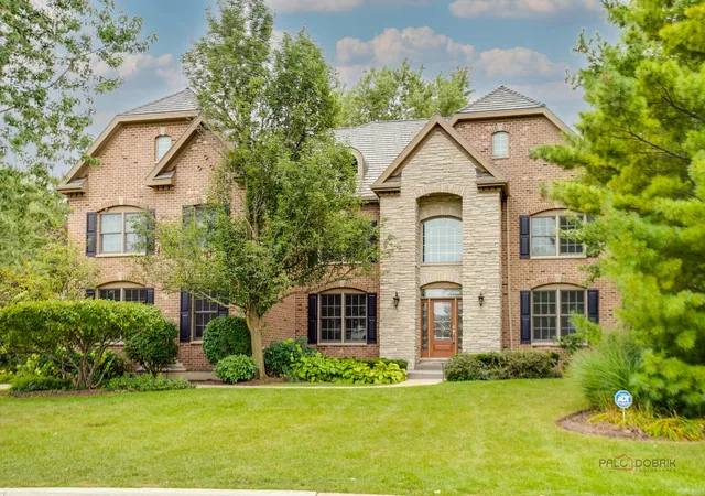 Single family home for sale at 14805 Creekside Path, Libertyville, IL 60048 | MLS# 12760585