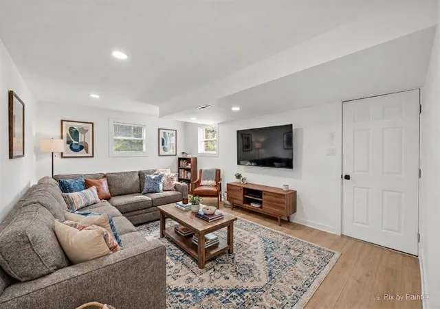 Photo 2 of Single family home for sale at 714 Western Ave, Glen Ellyn, IL 60137 | MLS# 12760595 | Listing updated on 2026-10-06