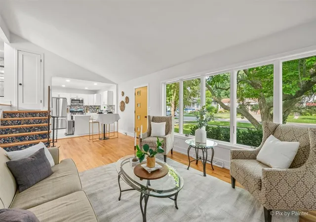 Photo 2 of Single family home for sale at 714 Western Ave, Glen Ellyn, IL 60137 | MLS# 12760595 | Listing updated on 2026-09-21