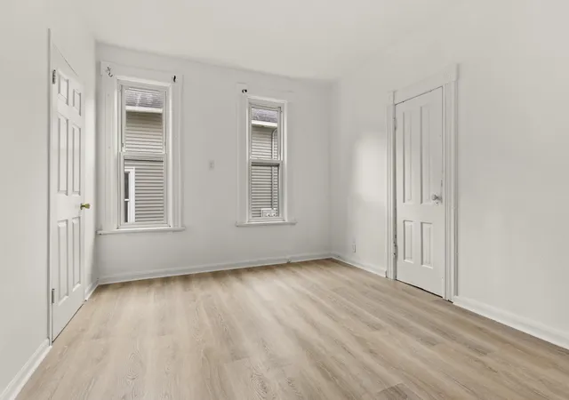 Listing Photo 5 - Condo for sale in building located at 1035 Benton St, Rockford, IL 61107