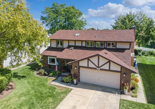 Photo 1 of Single family home for sale at 1251 N Scarlet Dr, Addison, IL 60101 | MLS# 12760616 | Listing updated on 2026-09-24