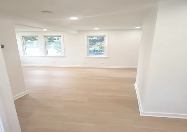 Photo 3 of Single family home for sale at 9822 Meade Ave, Oak Lawn, IL 60453 | MLS# 12760654 | Listing updated on 2026-09-25