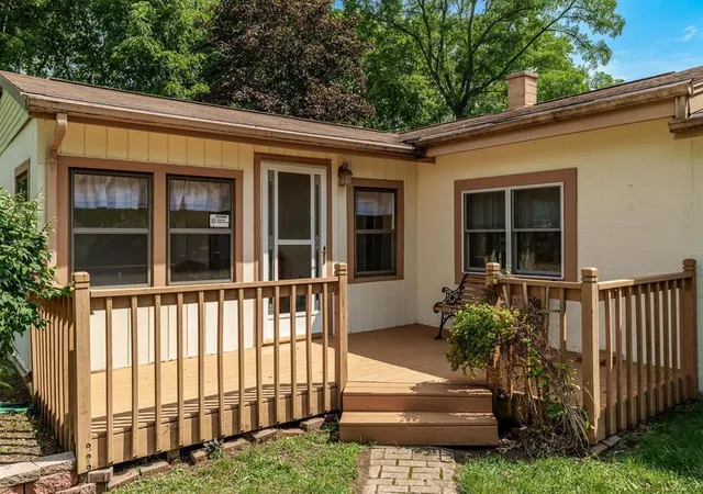 Photo 3 of Sale Pending at 5591 Reimer Dr, Roscoe, IL 61073 | MLS# 12760655 | Listing updated on 2026-09-20
