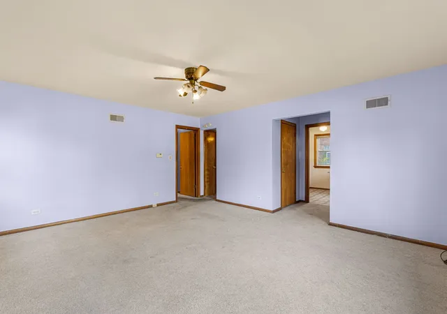 Photo 3 of Single family home for sale at 207 N Yale Ave, Villa Park, IL 60181 | MLS# 12760656 | Listing updated on 2026-09-21