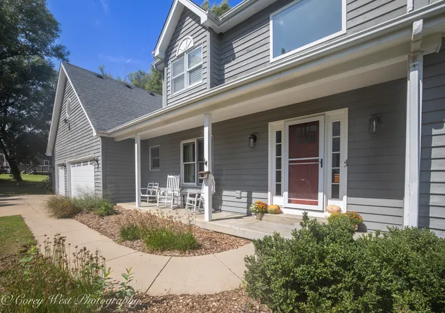Photo 3 of Single family home for sale at S243 Rowe Rd, Elburn, IL 60119 | MLS# 12760659 | Listing updated on 2026-09-23