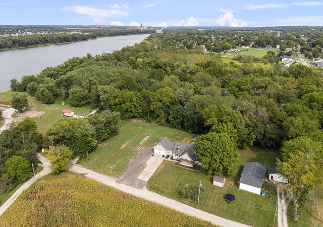 Photo 3 of Single family home for sale at 7525 121st Street, Andalusia, IL 61232 | MLS# 12760665 | Listing updated on 2026-09-21