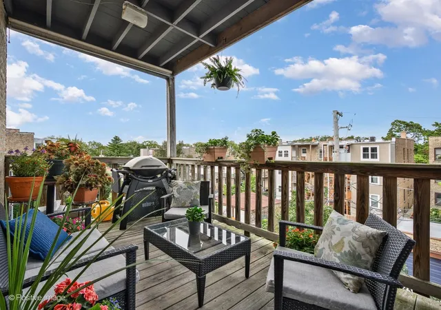Photo 18 of Condo for sale at 1616 W Rascher Ave #3W, Chicago, IL 60640 | MLS# 12760667 | Listing updated on 2026-10-08