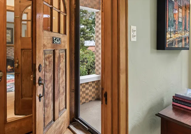 Photo 3 of Single family home for sale at 5424 W Waveland Ave, Chicago, IL 60641 | MLS# 12760685 | Listing updated on 2026-09-20