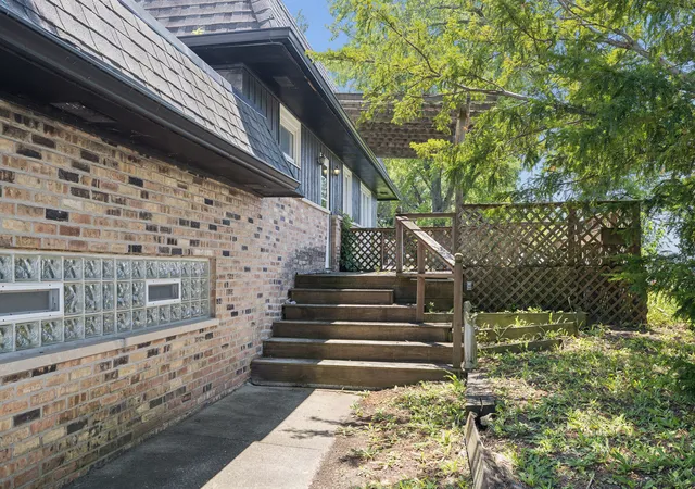 Photo 1 of Single family home for sale at 2740 N Cedar Rd, New Lenox, IL 60451 | MLS# 12760689 | Listing updated on 2026-09-21