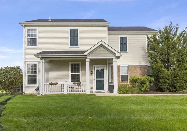 Photo 3 of Townhouse for sale at 161 Willoughby Ct #A, Yorkville, IL 60560 | MLS# 12760704 | Listing updated on 2026-09-25