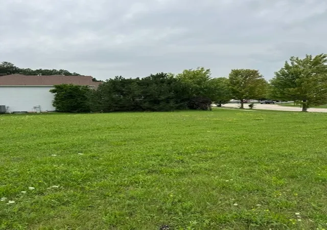 Photo 4 of Land for sale at 1190 Oak Shore Ln, Antioch, IL 60002 | MLS# 12760714 | Listing updated on 2026-09-21