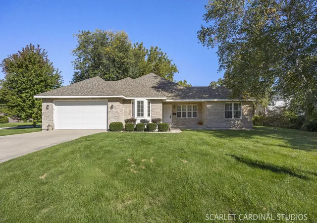 Photo 2 of Single family home for sale at 1617 Southlawn Pl, Aurora, IL 60506 | MLS# 12760715 | Listing updated on 2026-10-07