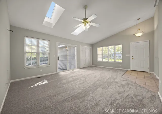 Photo 3 of Single family home for sale at 1617 Southlawn Pl, Aurora, IL 60506 | MLS# 12760715 | Listing updated on 2026-10-07