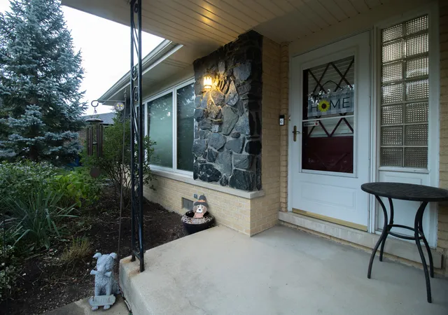 Photo 2 of Single family home for sale at 7202 Exner Rd, Darien, IL 60561 | MLS# 12760729 | Listing updated on 2026-09-27