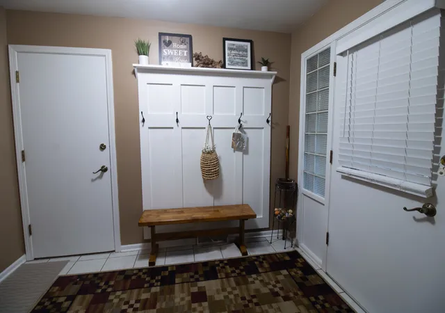 Photo 3 of Single family home for sale at 7202 Exner Rd, Darien, IL 60561 | MLS# 12760729 | Listing updated on 2026-09-27