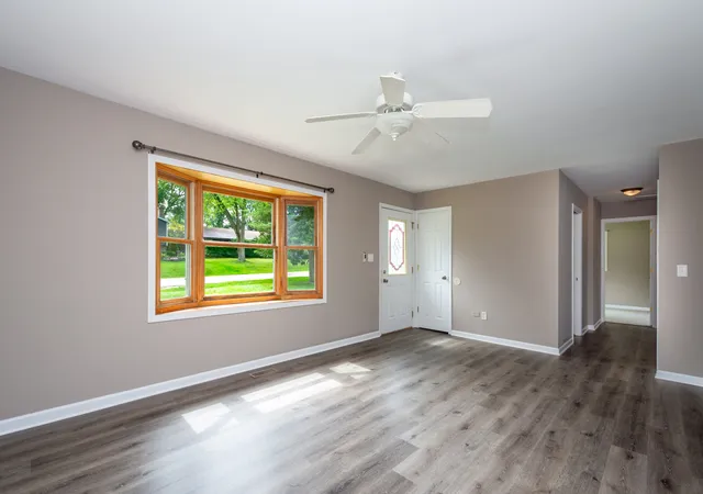 Photo 3 of Single family home for sale at 2312 Briar Ln, Lindenhurst, IL 60046 | MLS# 12760746 | Listing updated on 2026-10-04