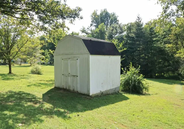 Photo 3 of Single family home for sale at 201 Williford Rd, Jonesboro, IL 62952 | MLS# 12760750 | Listing updated on 2026-09-25