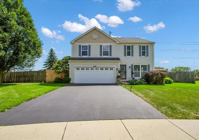 Photo 2 of Single family home for sale at 10871 Great Plaines Ct, Huntley, IL 60142 | MLS# 12760757 | Listing updated on 2026-10-06