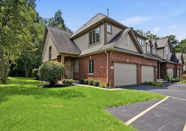 Photo 1 of Townhouse for sale at 3232 Lightning Ct, New Lenox, IL 60451 | MLS# 12760828 | Listing updated on 2026-09-21
